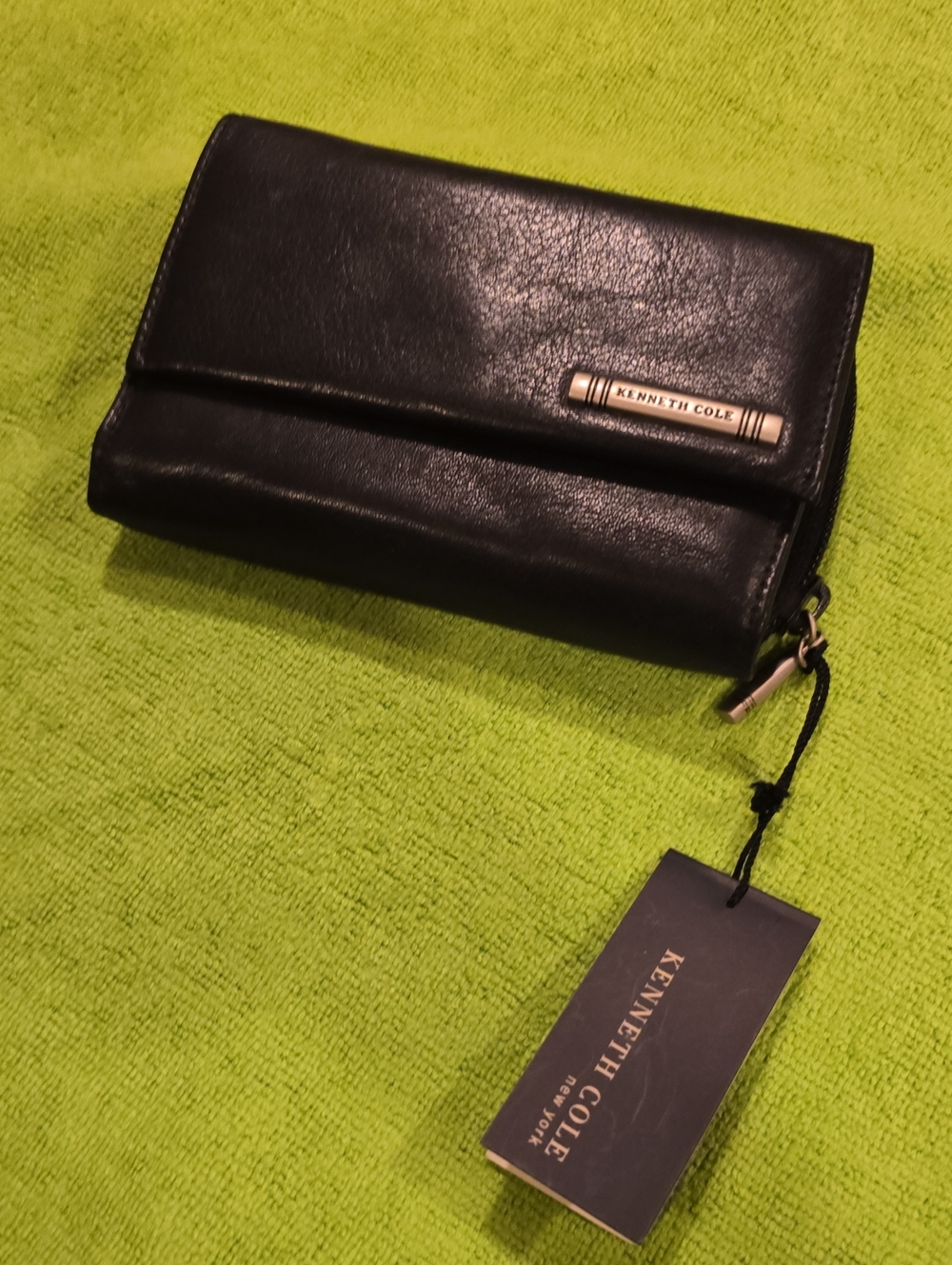 Kenneth Cole Black Leather Tri-Fold Wallet with Metal Logo